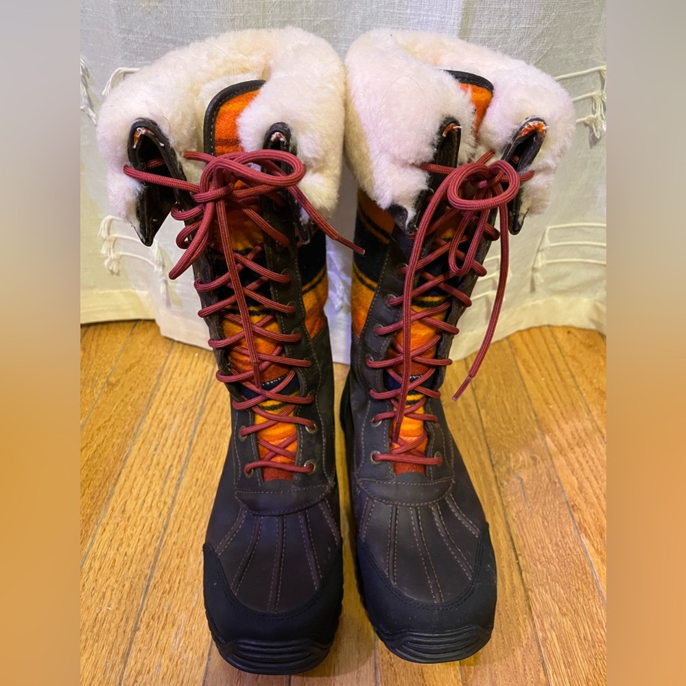 UGG Pendleton Ltd. Edition Adirondack Grand Canyon Boots, Tall 9, NWB Orig $350 - Picture 3 of 14